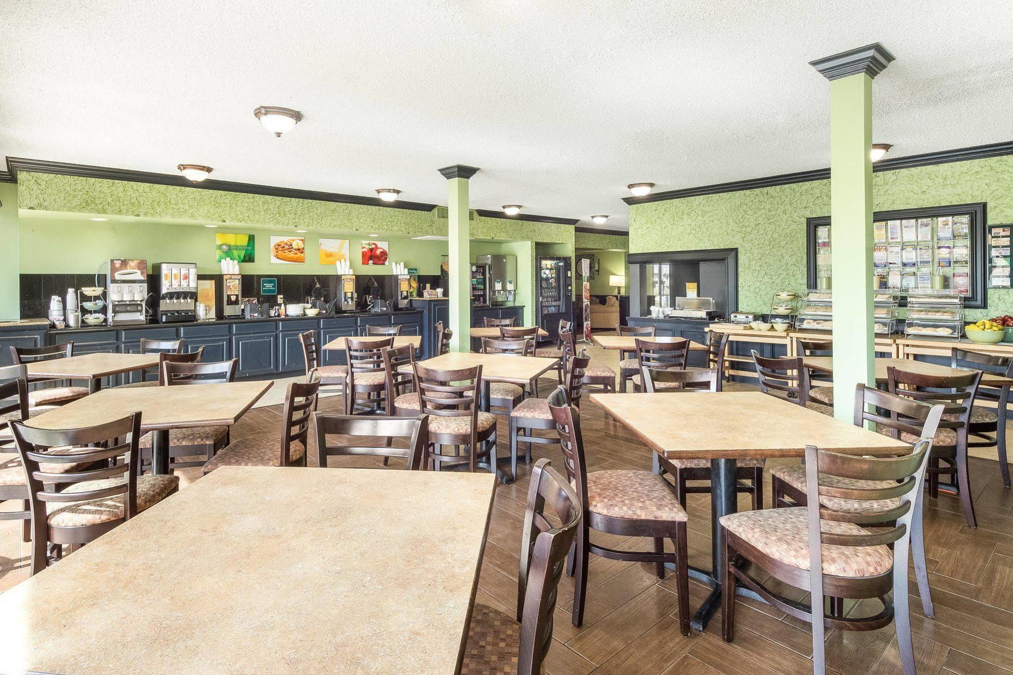 Quality Inn & Suites On The Beach Corpus Christi  Kültér fotó
